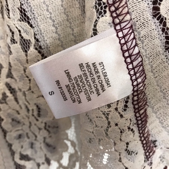 NEW Entro Burgundy Lace Layered Knit Cardigan S - Picture 8 of 8